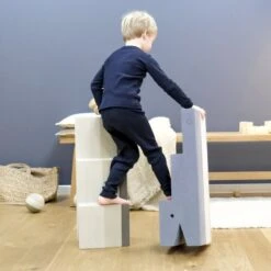 BObles Krokotiili, Sand Grey -Terassitalo Kauppa 01 104 024 788 crocodile sand grey play 3