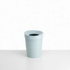 Vitra Happy Bin Roskakori, S, Sky Grey -Terassitalo Kauppa 3991263 Happy Bin S sky grey masterrole