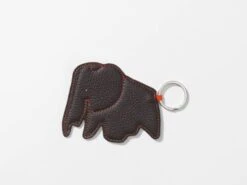 Vitra Elephant Avaimenperä, Chocolate 7 Vitra Elephant Avaimenperä, Chocolate -Terassitalo Kauppa 5862772 Key Ring Elephant Chocolate master
