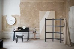 Ariake Sagyo Hylly, Musta -Terassitalo Kauppa Ariake Stockholm Highres 2 1