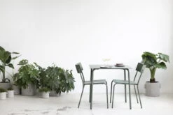 Serax August Tuoli, Kapea, Vihreä 13 Serax August Tuoli, Kapea, Vihreä -Terassitalo Kauppa B5020007C sf1