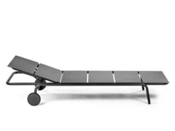 Serax August Aurinkotuoli, Musta -Terassitalo Kauppa B5020012Bs09b