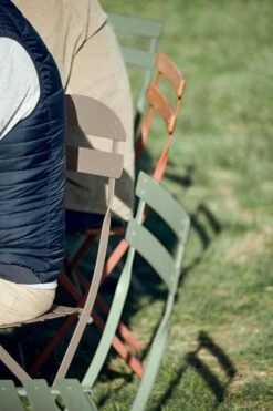 Fermob Bistro Metal Tuoli, 2 Kpl, Red Ochra -Terassitalo Kauppa BISTRO CACTUS MUSCADE OCRE ROUGE BAAK ALBUM2022 SEBASTIEN EROME