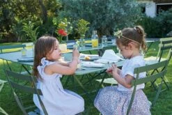 Fermob Bistro Pöytä, 97 X 57 Cm, Cactus 9 Fermob Bistro Pöytä, 97 X 57 Cm, Cactus -Terassitalo Kauppa BISTRO CACTUS UCHAUX BCJ2022 SEBASTIEN EROME