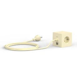 Avolt Square 1 USB Jatkojohto, Vaaleankeltainen 10 Avolt Square 1 USB Jatkojohto, Vaaleankeltainen -Terassitalo Kauppa COILED1TRANSPARENT813 2700x