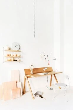 Normann Copenhagen Rikkalapio Ja Harja, Vaaleanharmaa -Terassitalo Kauppa FDS Hires 0001 JuhoHuttune