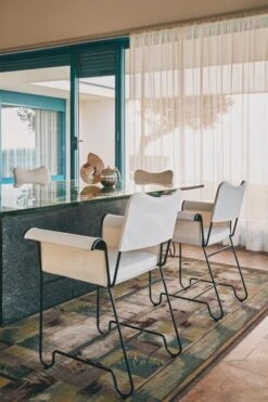 GUBI Tropique Tuoli, Musta - Udine 06 -Terassitalo Kauppa GUBI Gubi Goes Al Fresco Tropique 2