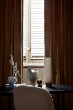 GUBI Private Työpöytä 120 X 60 Cm, Mustanruskeaksi Petsattu Tammi -Terassitalo Kauppa Gubi Fall2021 57