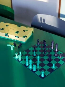 HAY HAY PLAY Shakki -Terassitalo Kauppa HAY Play Chess green