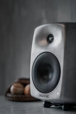 Genelec G Three (B) Aktiivikaiutin, RAW Alumiini 12 Genelec G Three (B) Aktiivikaiutin, RAW Alumiini -Terassitalo Kauppa INTEGRATION DESIGN raw Genelec 21