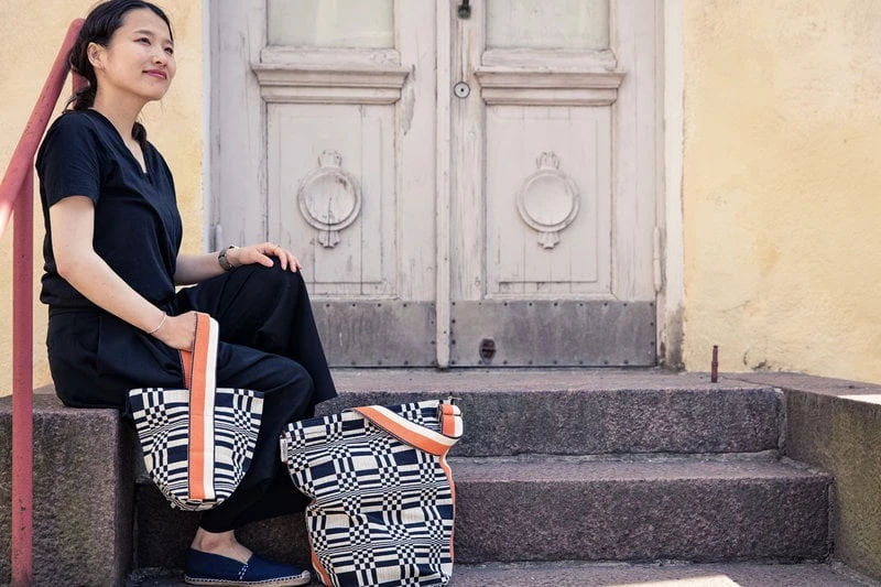 Johanna Gullichsen Doris Tetra Käsilaukku, Musta 5 Johanna Gullichsen Doris Tetra Käsilaukku, Musta - Image 3