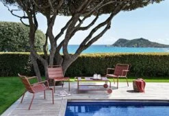 Fermob Luxembourg Matala Nojatuoli, Cedar Green 12 Fermob Luxembourg Matala Nojatuoli, Cedar Green -Terassitalo Kauppa LUXEMBOURG OCRE RAMATUELLE RESIDENTIAL DESIGNER2021 NICOLAS MATHEUS 1