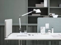 Lintex Edge Pöytäseinäke, Kiinnitys Eteen, Tummanharmaa - Musta 10 Lintex Edge Pöytäseinäke, Kiinnitys Eteen, Tummanharmaa - Musta -Terassitalo Kauppa Lintex Edge Table 9