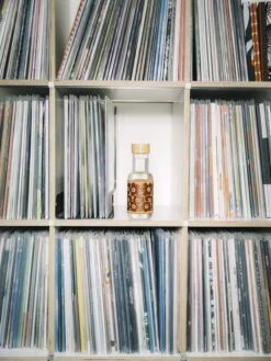 Marimekko Oiva - Unikko Juomapullo, Korkki -Terassitalo Kauppa Marimekko Marimade cont campaign AgustinFarias 09