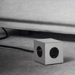 Avolt Square 1 USB Jatkojohto, Alumiini -Terassitalo Kauppa Mehrfachsteckdose alu 5