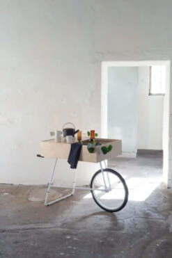 OOJA Displays K001 Kärry, Koivu - Valkoinen -Terassitalo Kauppa OJ OO K001 BV W fiilis1