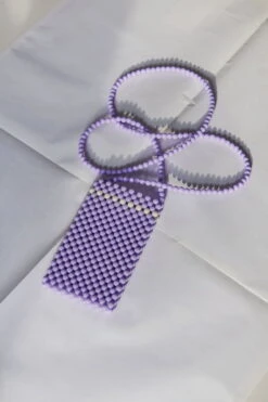 HAY Perla Puhelinlaukku, Lila 11 HAY Perla Puhelinlaukku, Lila -Terassitalo Kauppa Perla Phone Holder lila 02