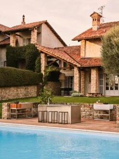 Röshults Module Hiiligrilli X, 100 Cm, Ruostumaton Teräs -Terassitalo Kauppa Roshults Italien Catalog3496 HighRes 1