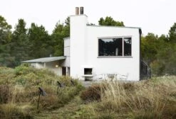 Louis Poulsen AJ Garden Pollarivalaisin, Lyhyt, 3000K, Maapiikki Ja Liitäntä -Terassitalo Kauppa SS23 AJ Garden Short 3 10007role 2