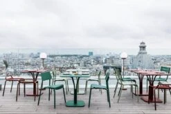 Fermob Luxembourg Tuoli, Cedar Green -Terassitalo Kauppa STUDIE VERT CEDRE LUXEMBOURG VERT CEDRE PARIS VISUEL2022 ROMAIN RICARD 2