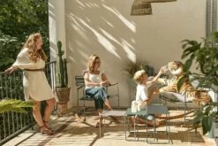 Fermob Oulala Sarjapöytä, 3-osainen, Highlighted Nature -Terassitalo Kauppa SURPRISING OULALA ROMARIN CACTUS GRIS ARGILE MARSEILLE ALBUM2023 MARINE BRUSSON