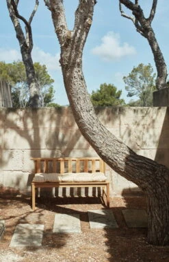 Skagerak Barriere Istuintyyny, 125 X 43 Cm, Raidallinen Keltainen -Terassitalo Kauppa Skagerak 1960967 1350600 Barriere Cushion Plank Bench M