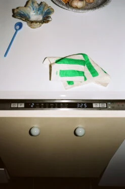 HAY Sponge Tiskirätti, Valkoinen - Vihreä, 3 Kpl -Terassitalo Kauppa Sponge Dish Cloth Set of 3 white