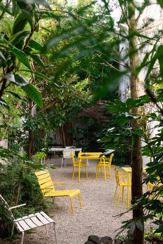 Valerie_objects Aligned Ruokapöytä, 70 X 70 Cm, Keltainen 7 Valerie_objects Aligned Ruokapöytä, 70 X 70 Cm, Keltainen - Image 5