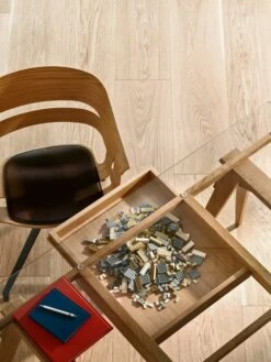 Design House Stockholm Arco Työpöytä Laatikolla, Tammi -Terassitalo Kauppa image3 2630 ArcoDesk Detail 2