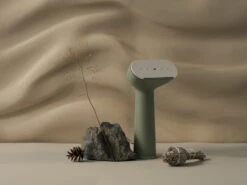 Steamery Cirrus No. 3 Vaatehöyrystin, Salvia -Terassitalo Kauppa steamery cirrus3 sage stillife 2 august 2022