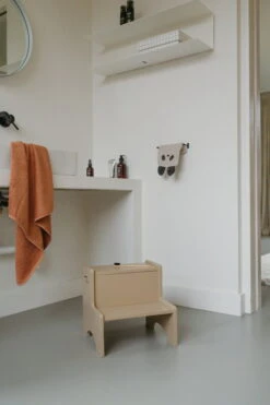 Nofred Step Up Porrasjakkara, Beige 12 Nofred Step Up Porrasjakkara, Beige -Terassitalo Kauppa step up beige 01